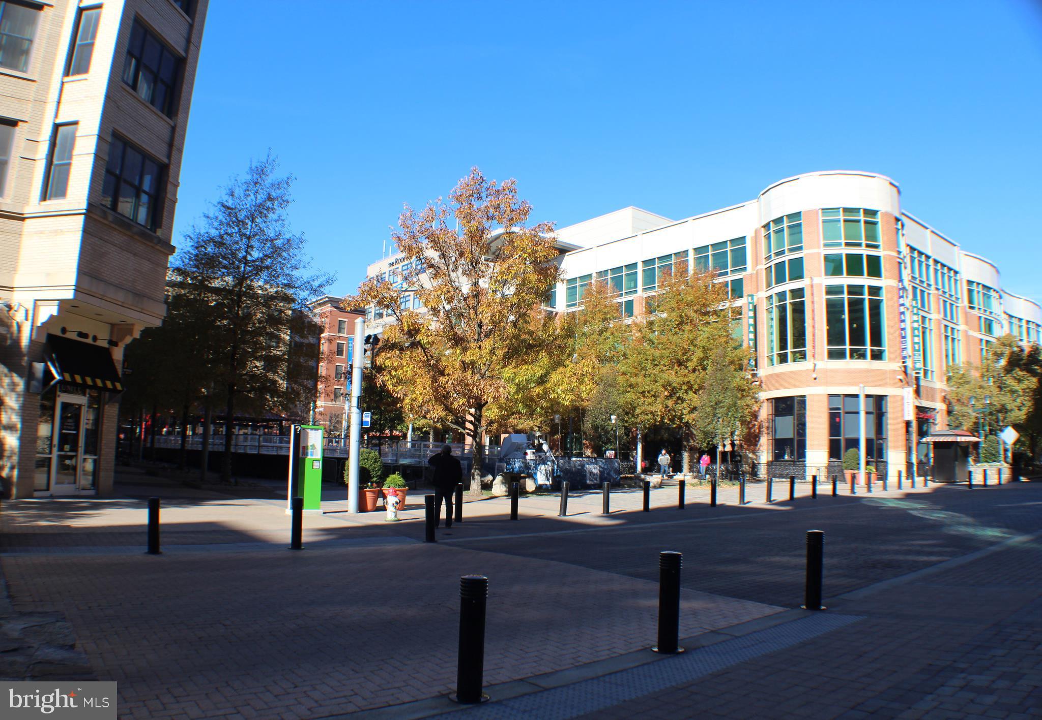 AMERICANA CENTRE - Residential