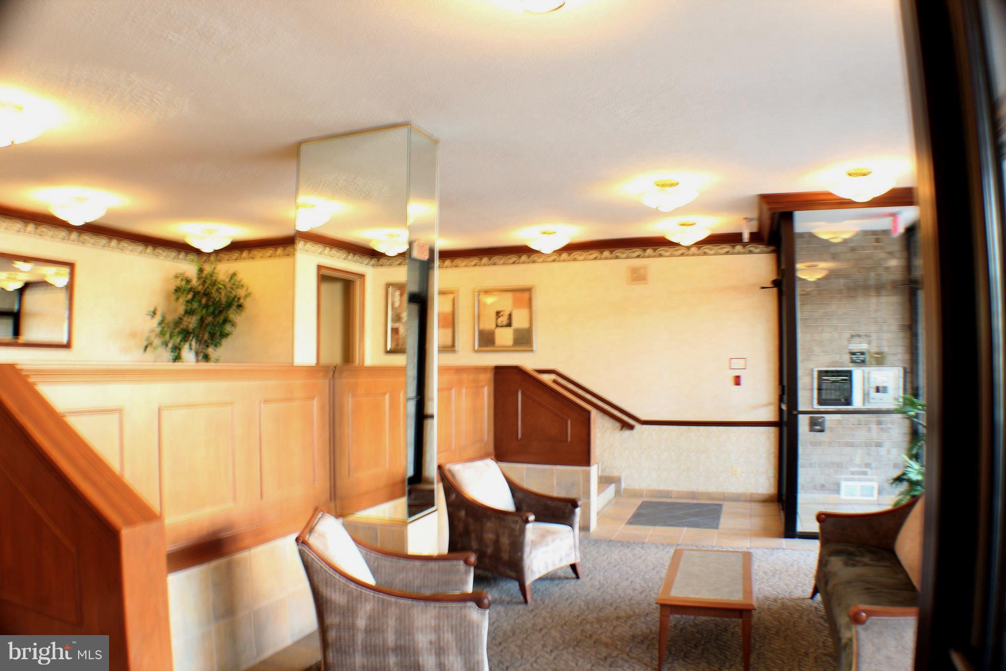 AMERICANA CENTRE - Residential