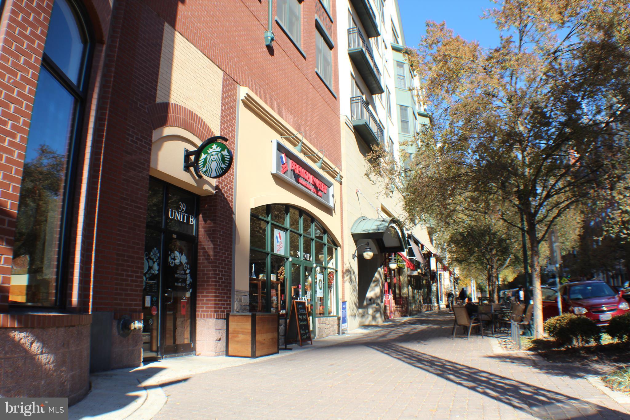 AMERICANA CENTRE - Residential