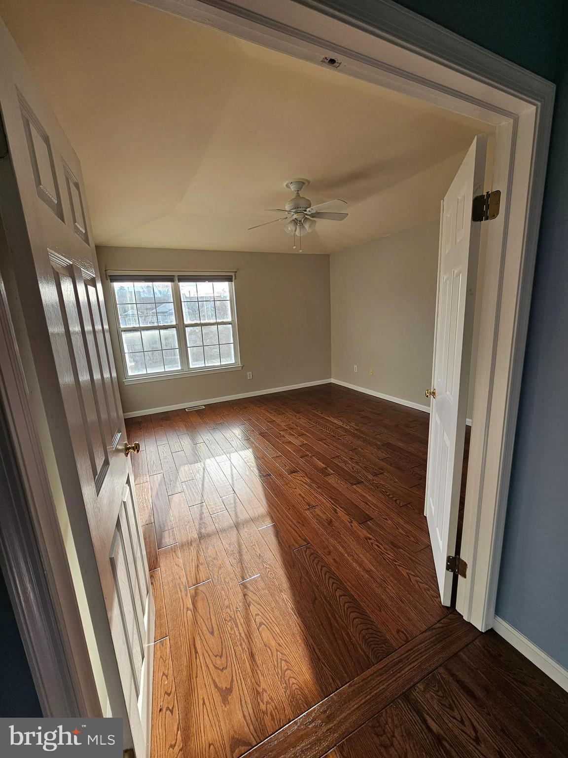 THORNHILL - Residential