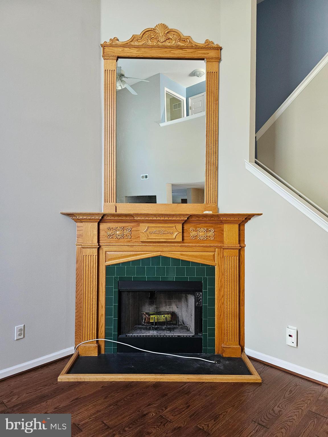 THORNHILL - Residential
