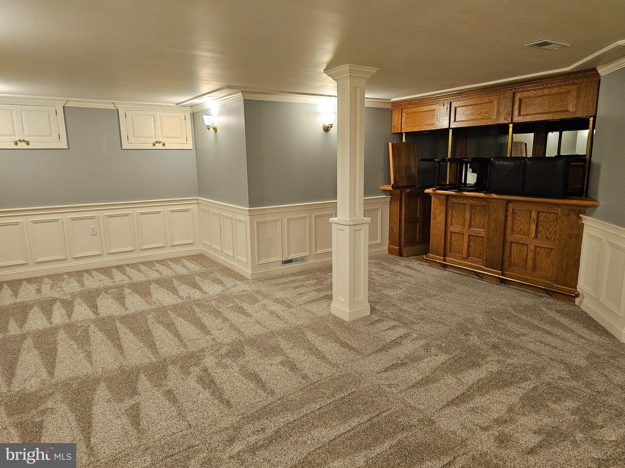 THORNHILL - Residential