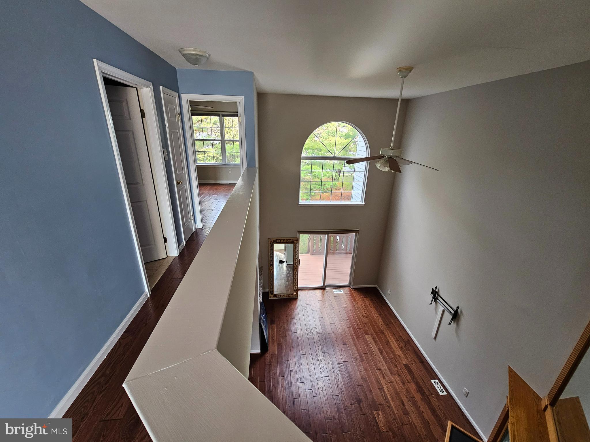 THORNHILL - Residential