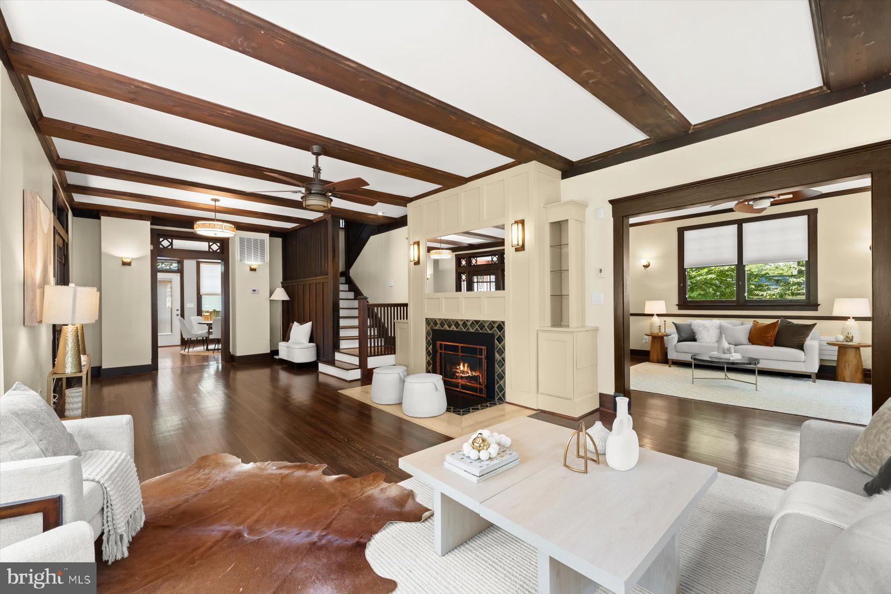 LORCOM GROVE - Residential