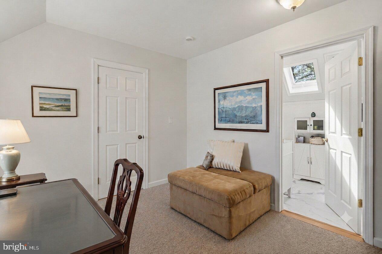 BENTLEY HAY - Residential