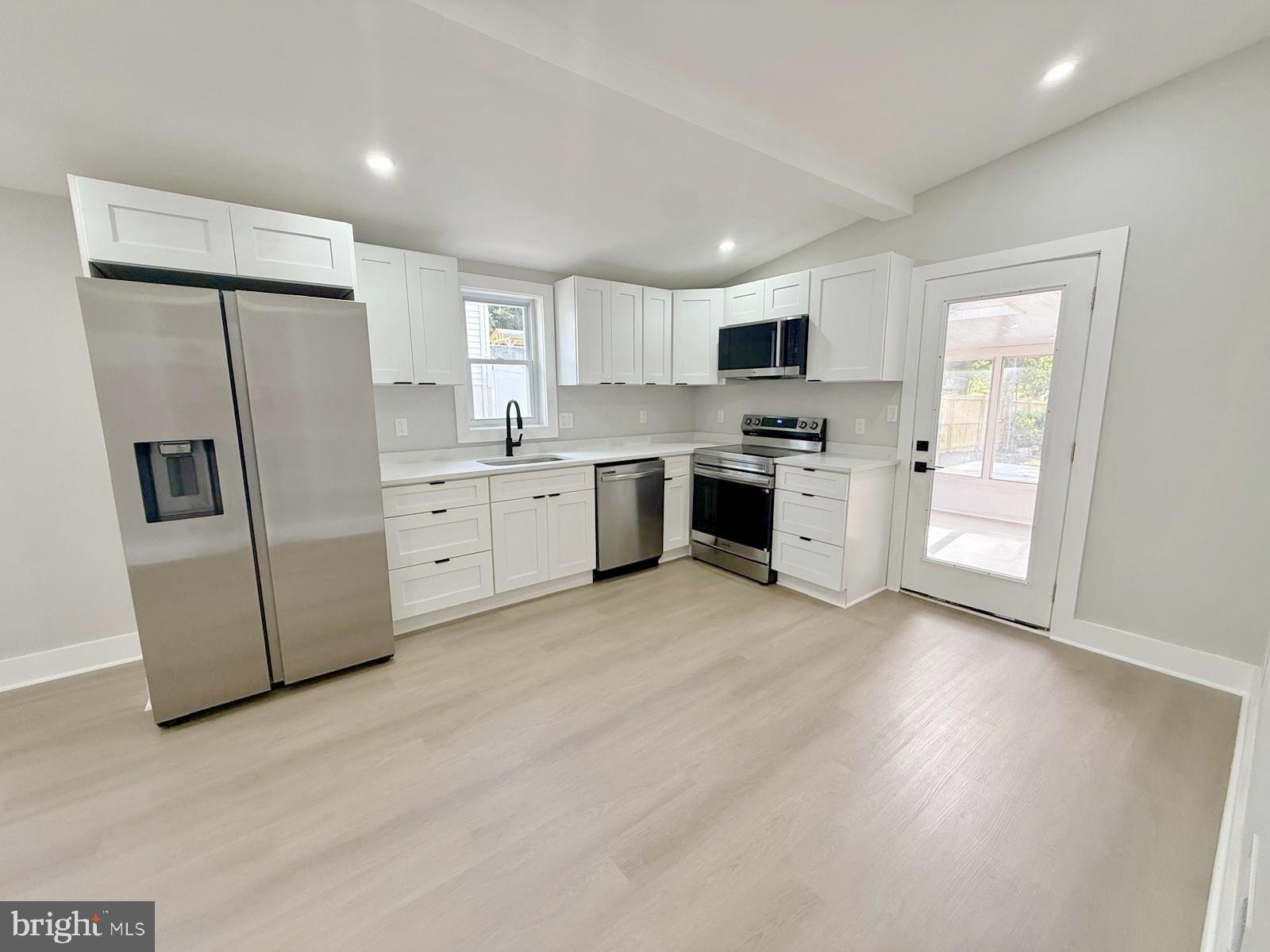 ENGLEWOOD - Residential