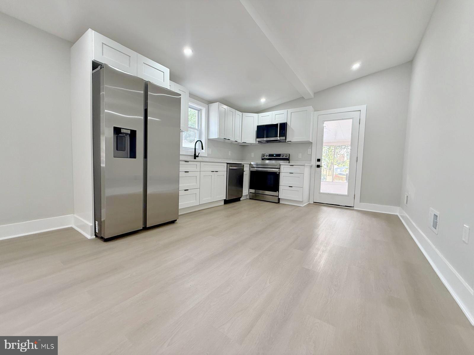 ENGLEWOOD - Residential