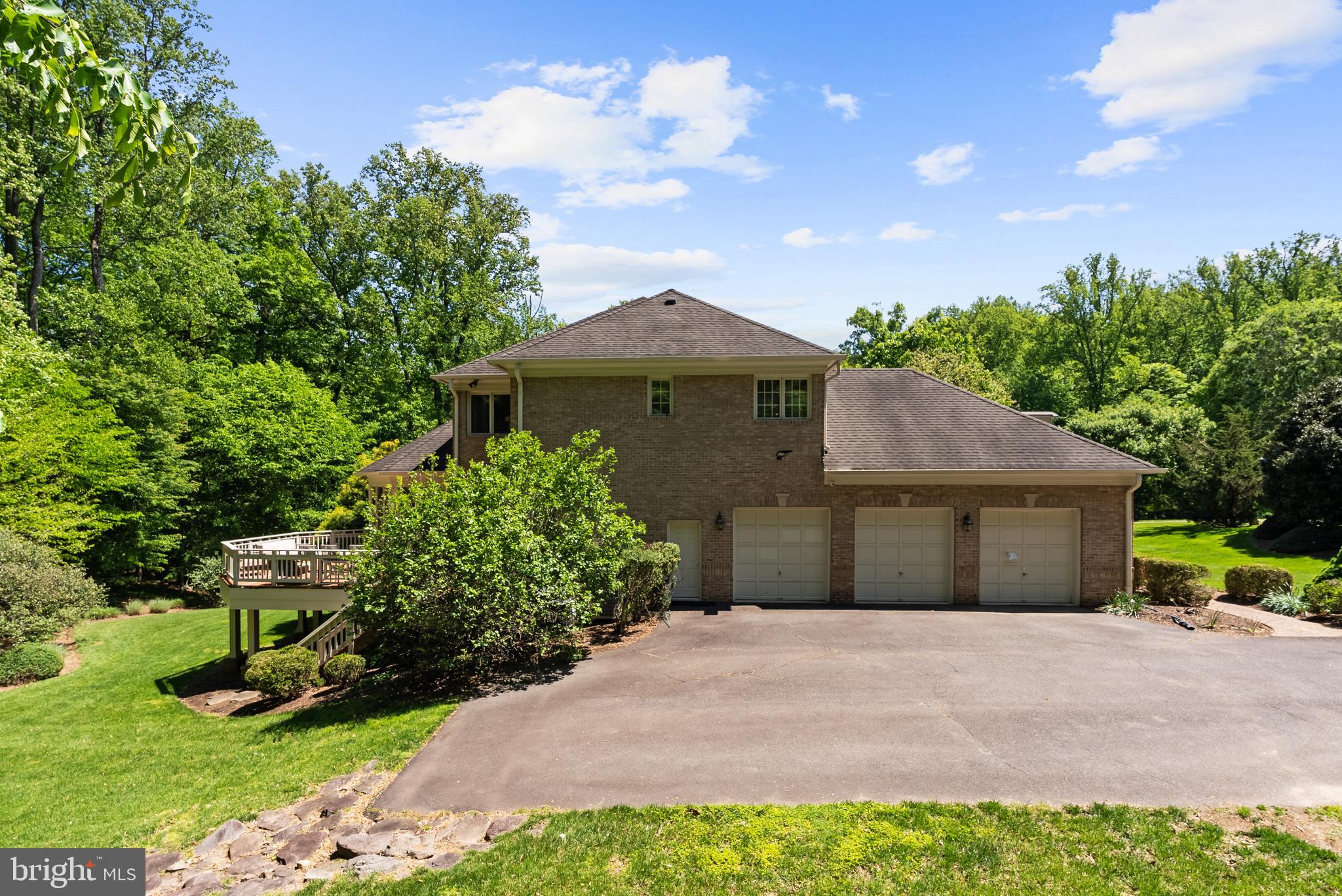 FITZ FOLLY FARMS - Residential