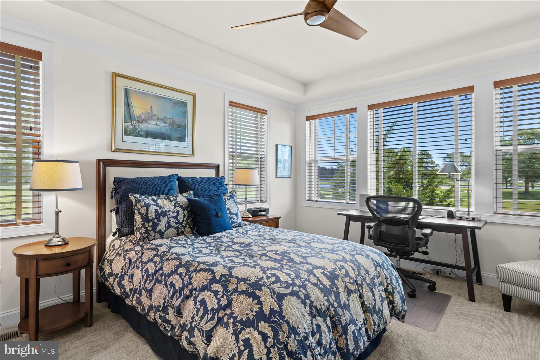 PENINSULA - Residential
