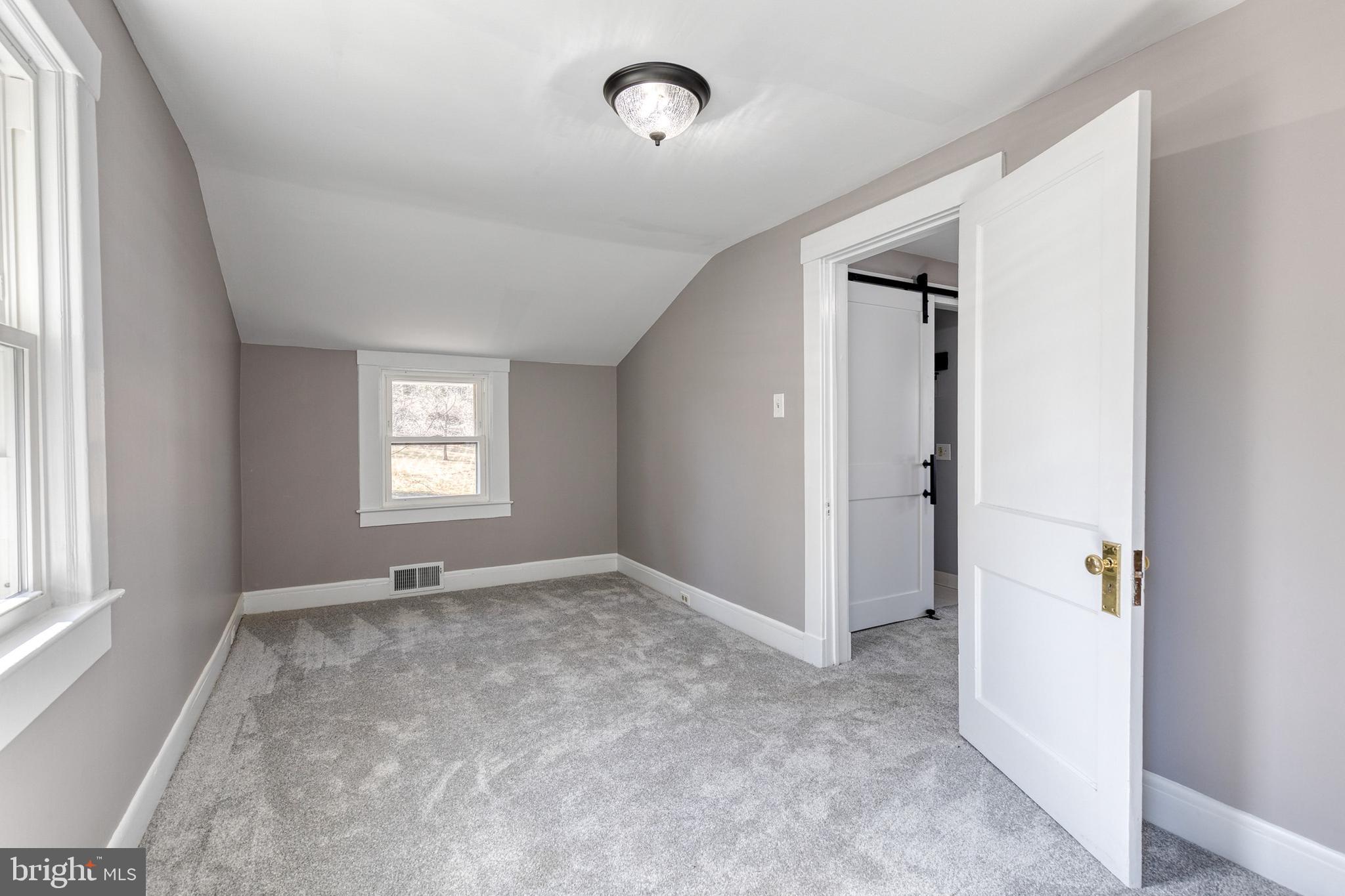 RUXTON - Residential