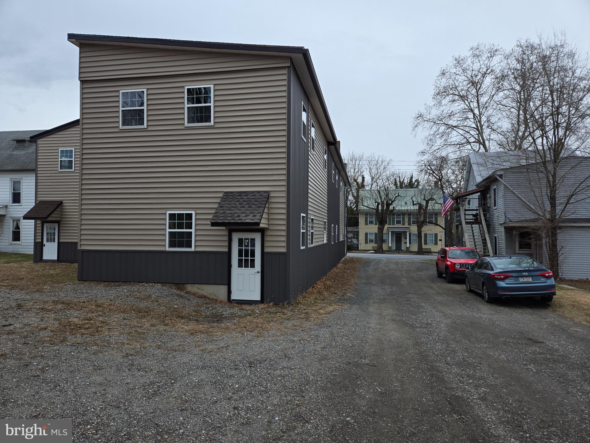 PINE GROVE - Commercial Sale