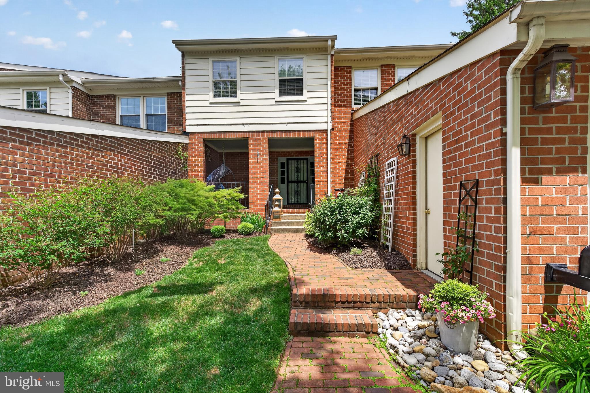 CHARLESBROOKE - Residential