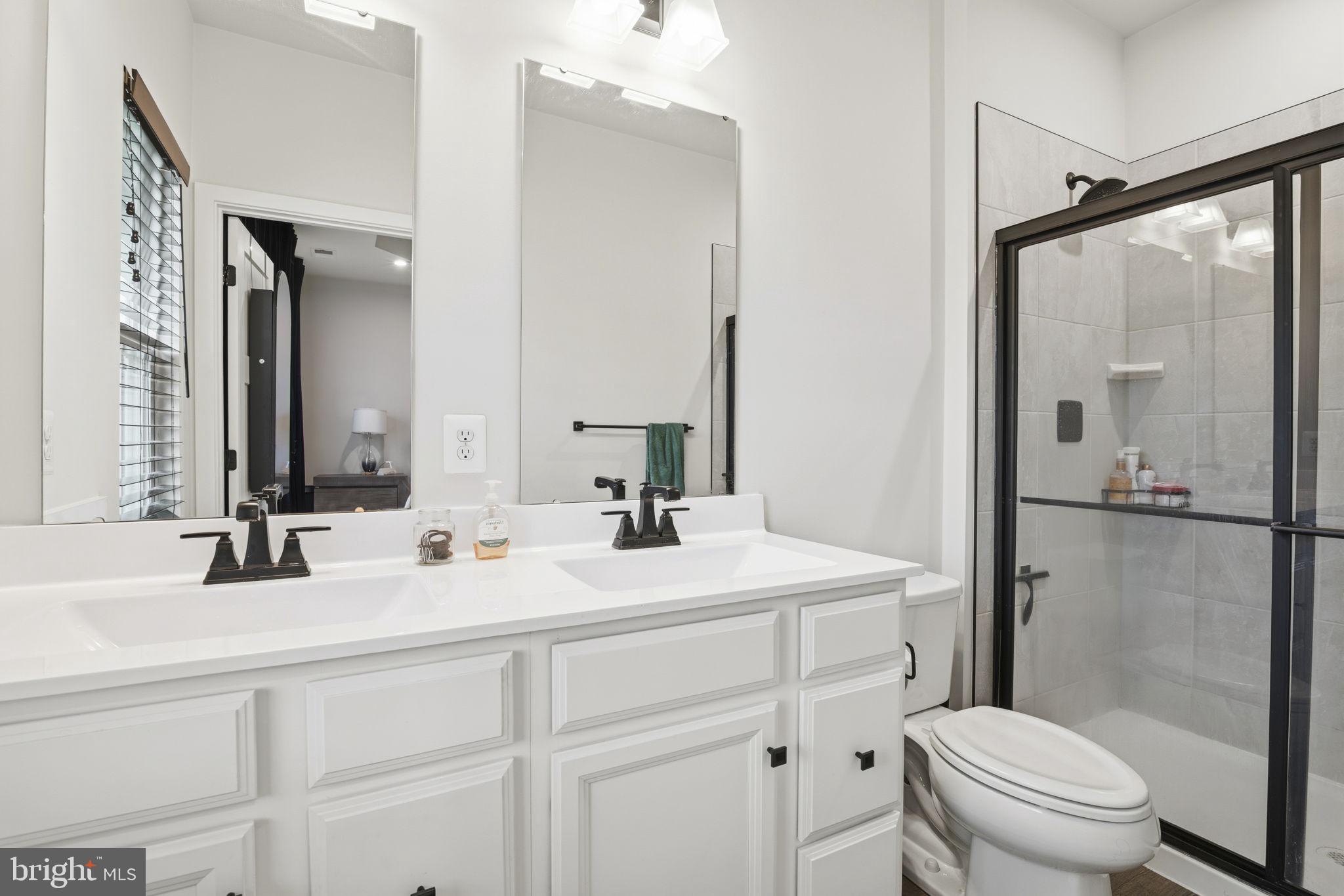 JAMES RUN TOWNHOMES - Residential