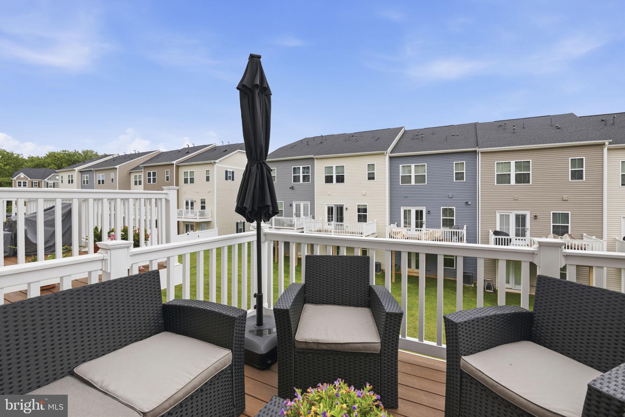 JAMES RUN TOWNHOMES - Residential