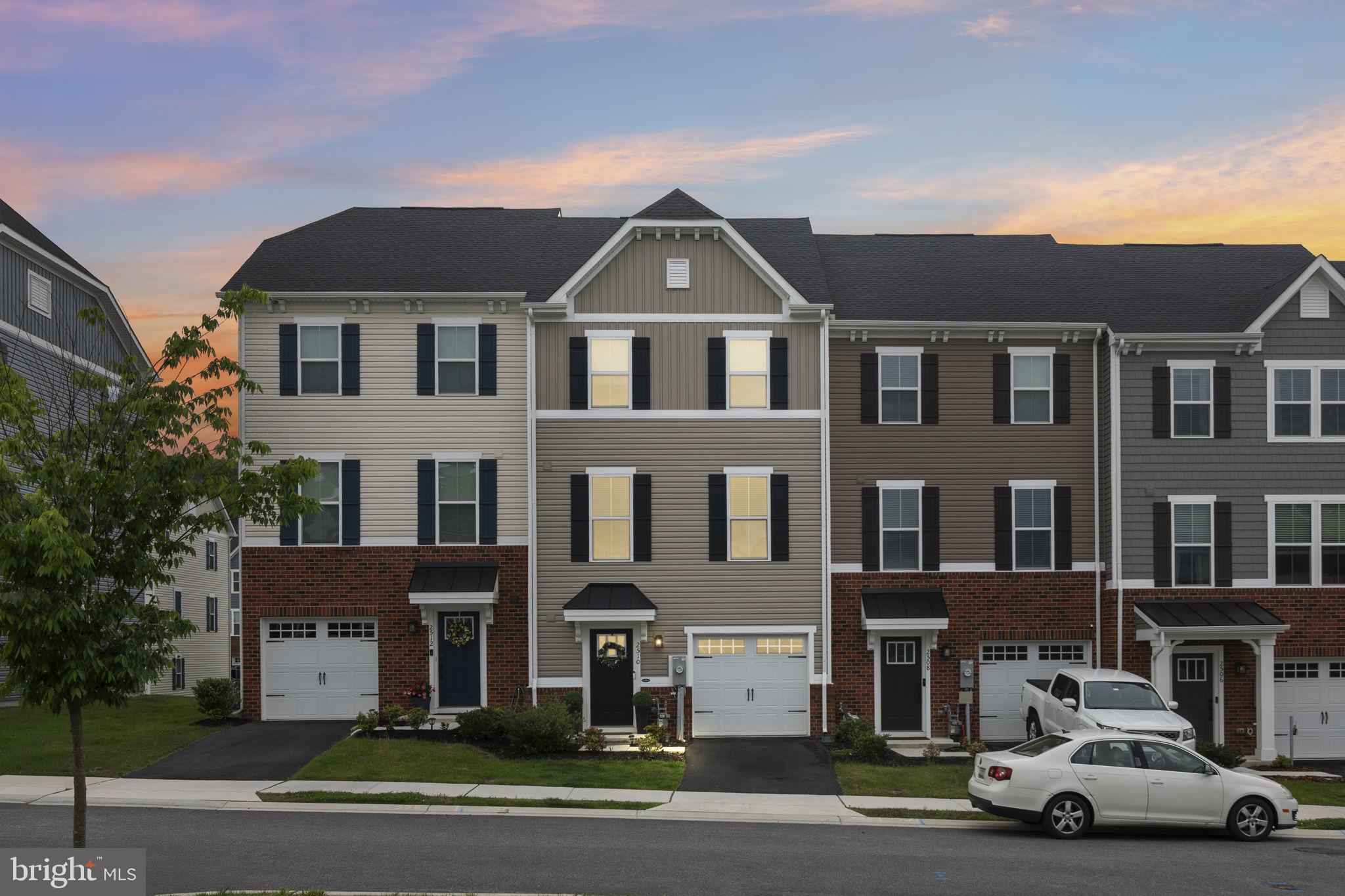 JAMES RUN TOWNHOMES - Residential