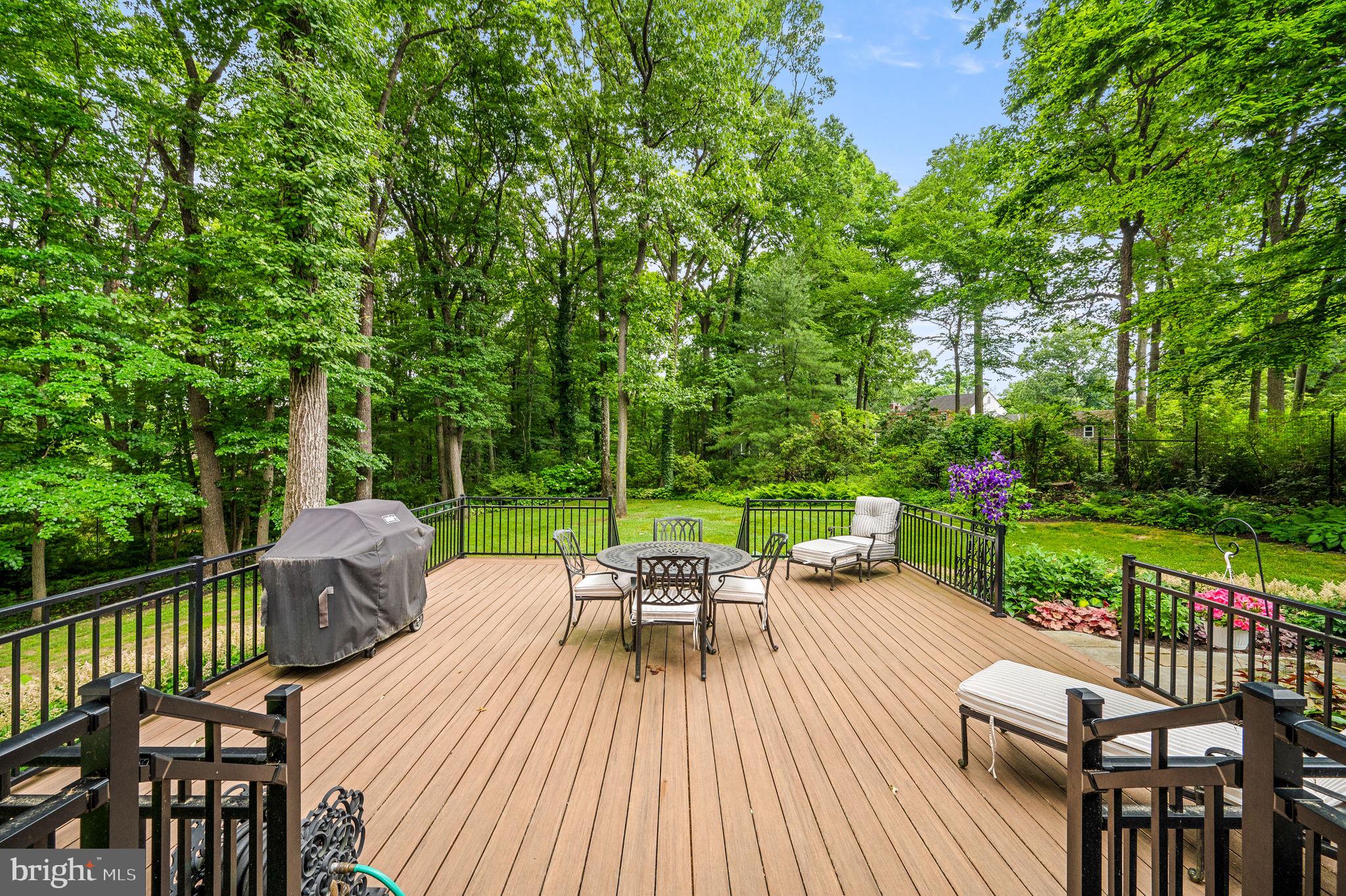 NORTHWOODS - Residential