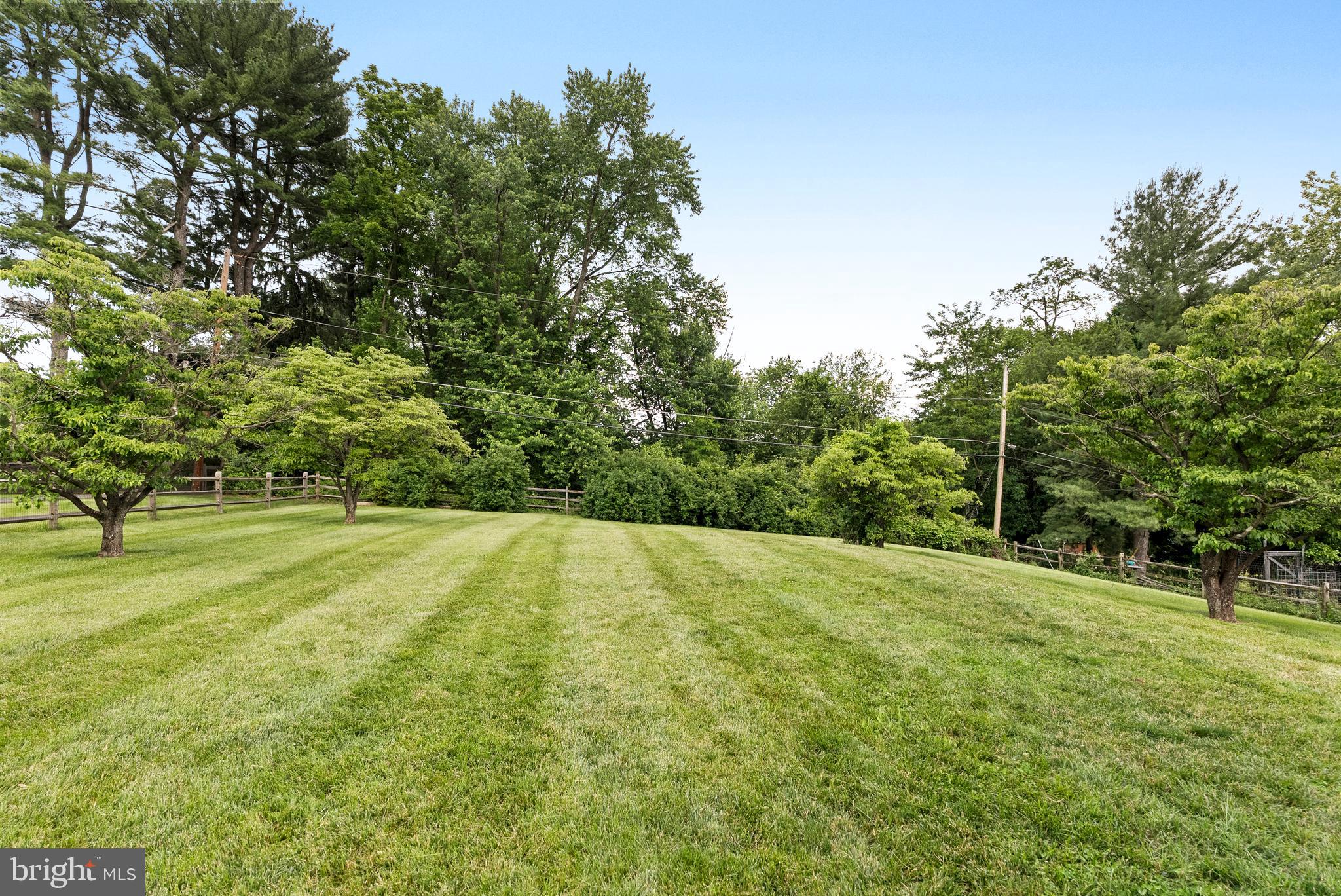BROOK MEADOWS - Residential