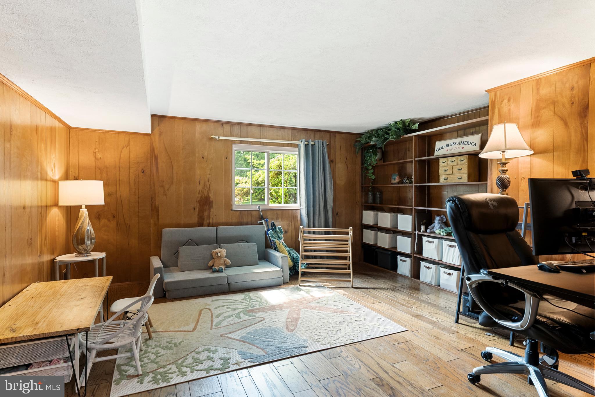 BROOK MEADOWS - Residential