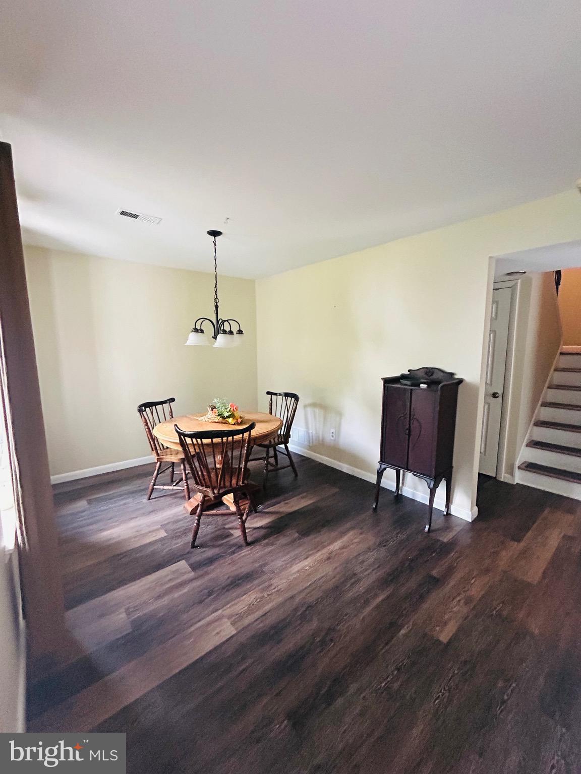 BIRCHWOOD - Residential