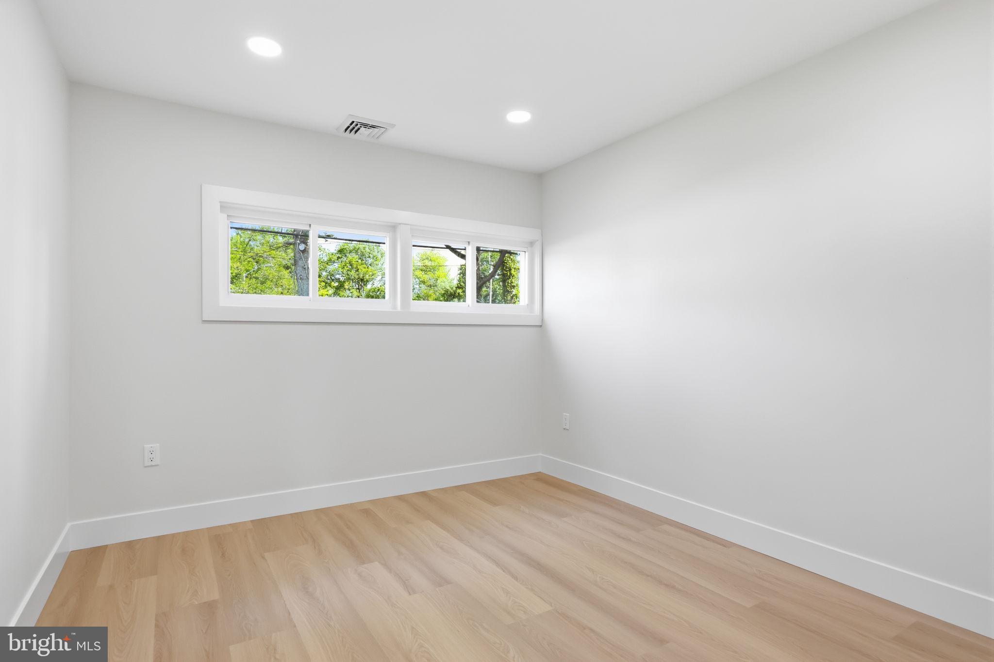 PINEWOOD - Residential