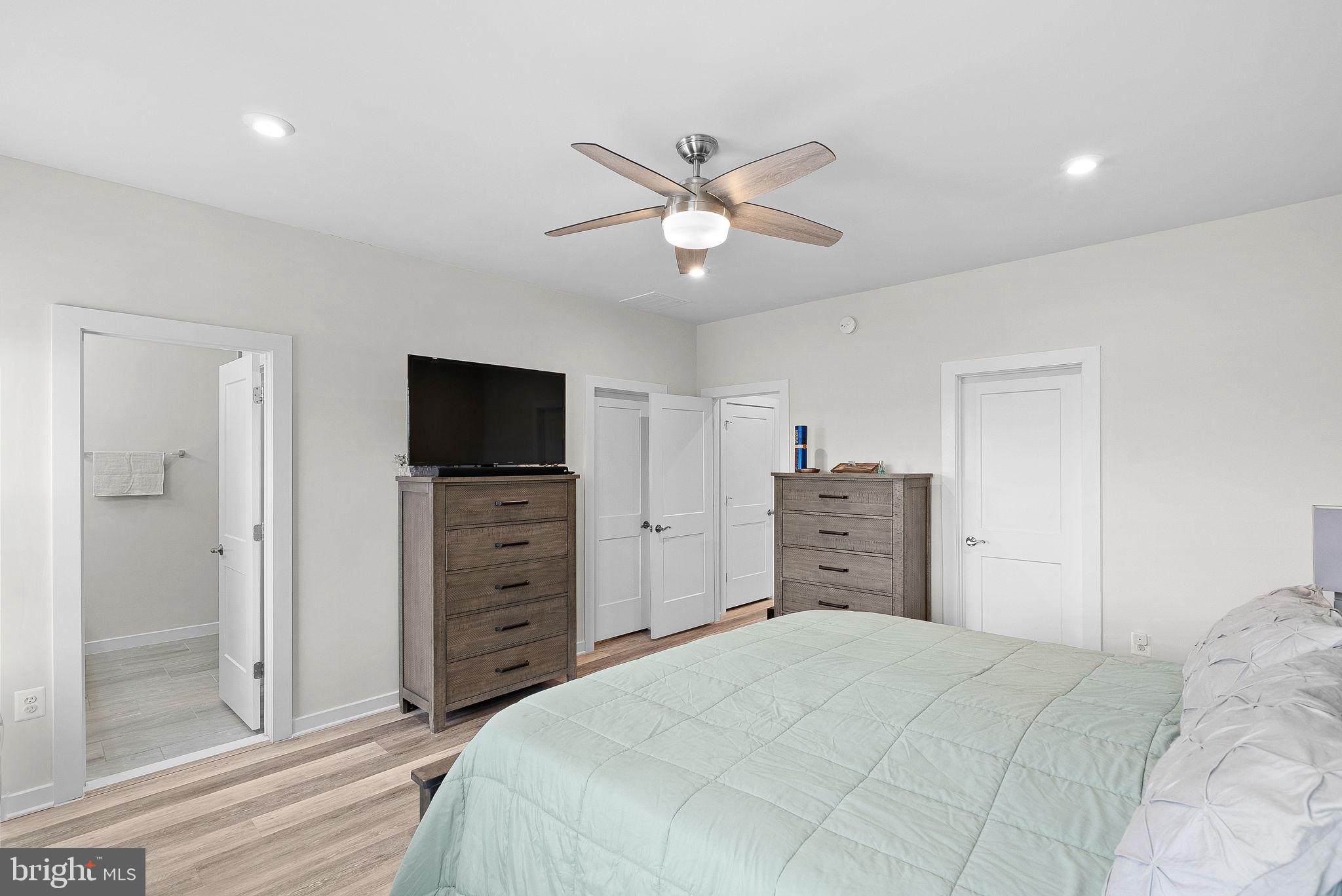 TUSCARORA VILLAGE - Residential