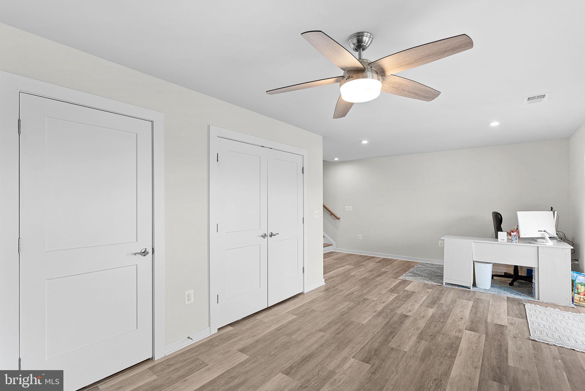 TUSCARORA VILLAGE - Residential