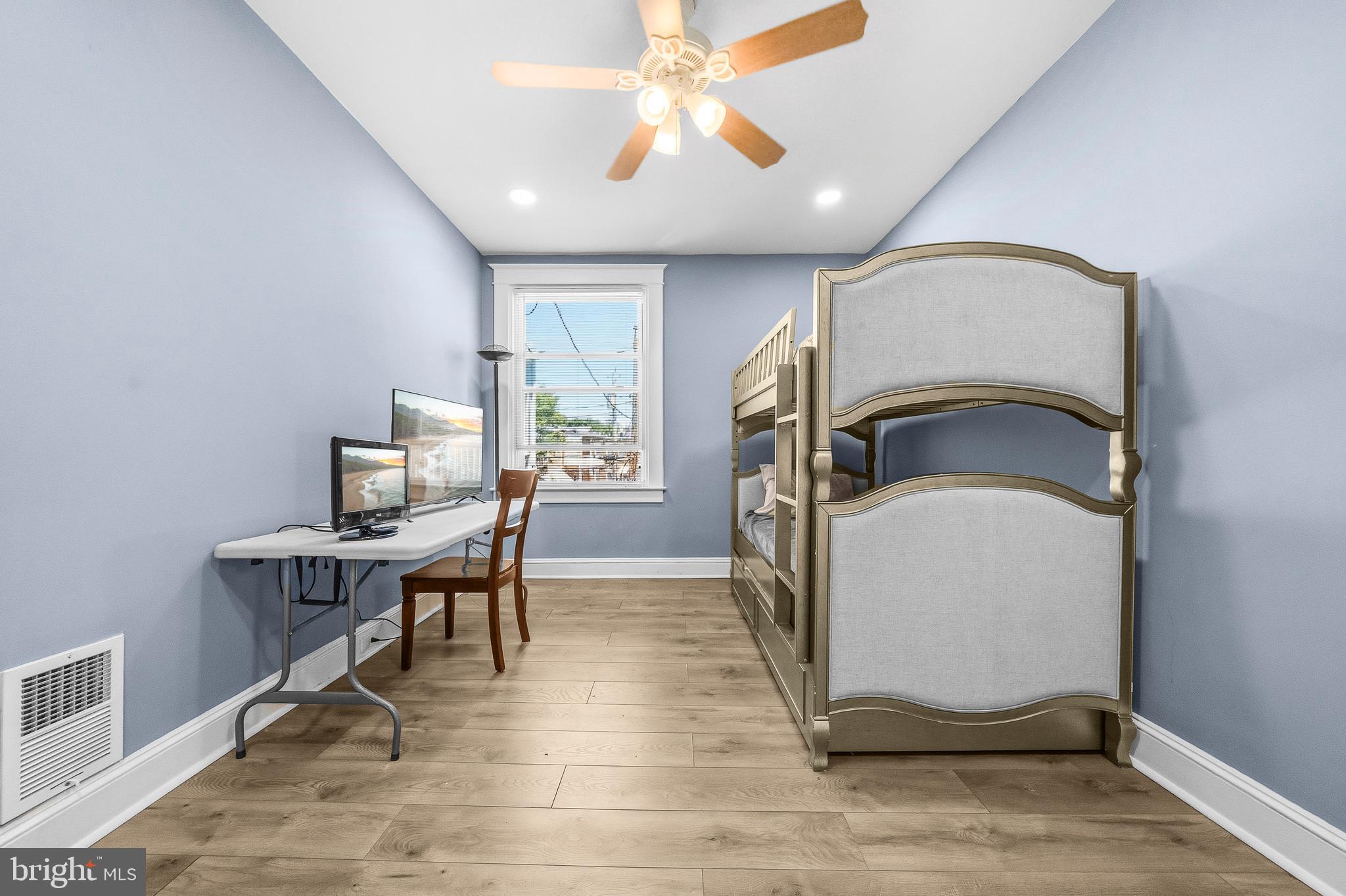 BELAIR-EDISON - Residential