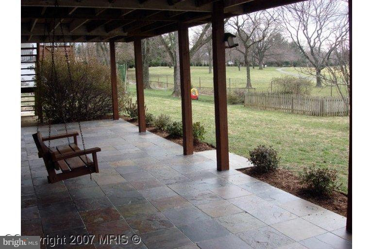 WESTBRIAR COUNTRY CLUB ESTATES - Residential Lease