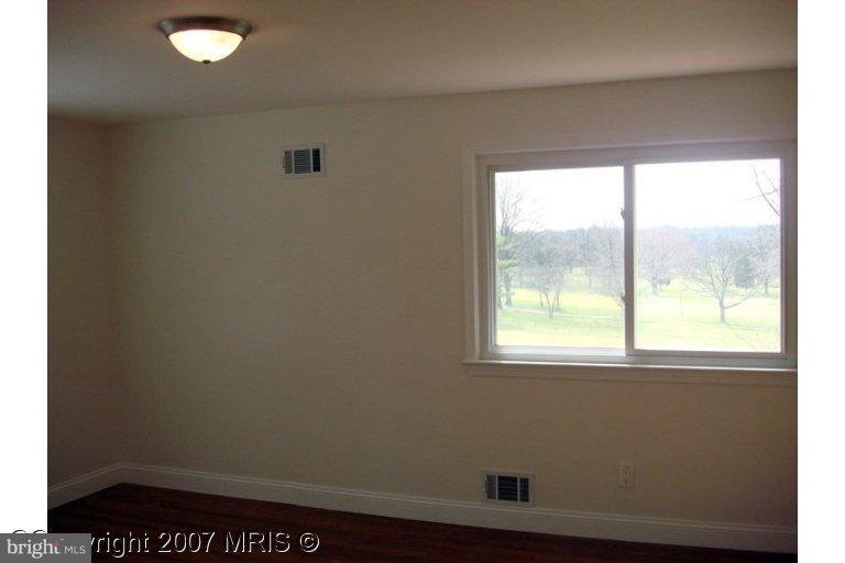 WESTBRIAR COUNTRY CLUB ESTATES - Residential Lease