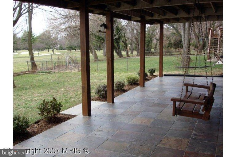 WESTBRIAR COUNTRY CLUB ESTATES - Residential Lease