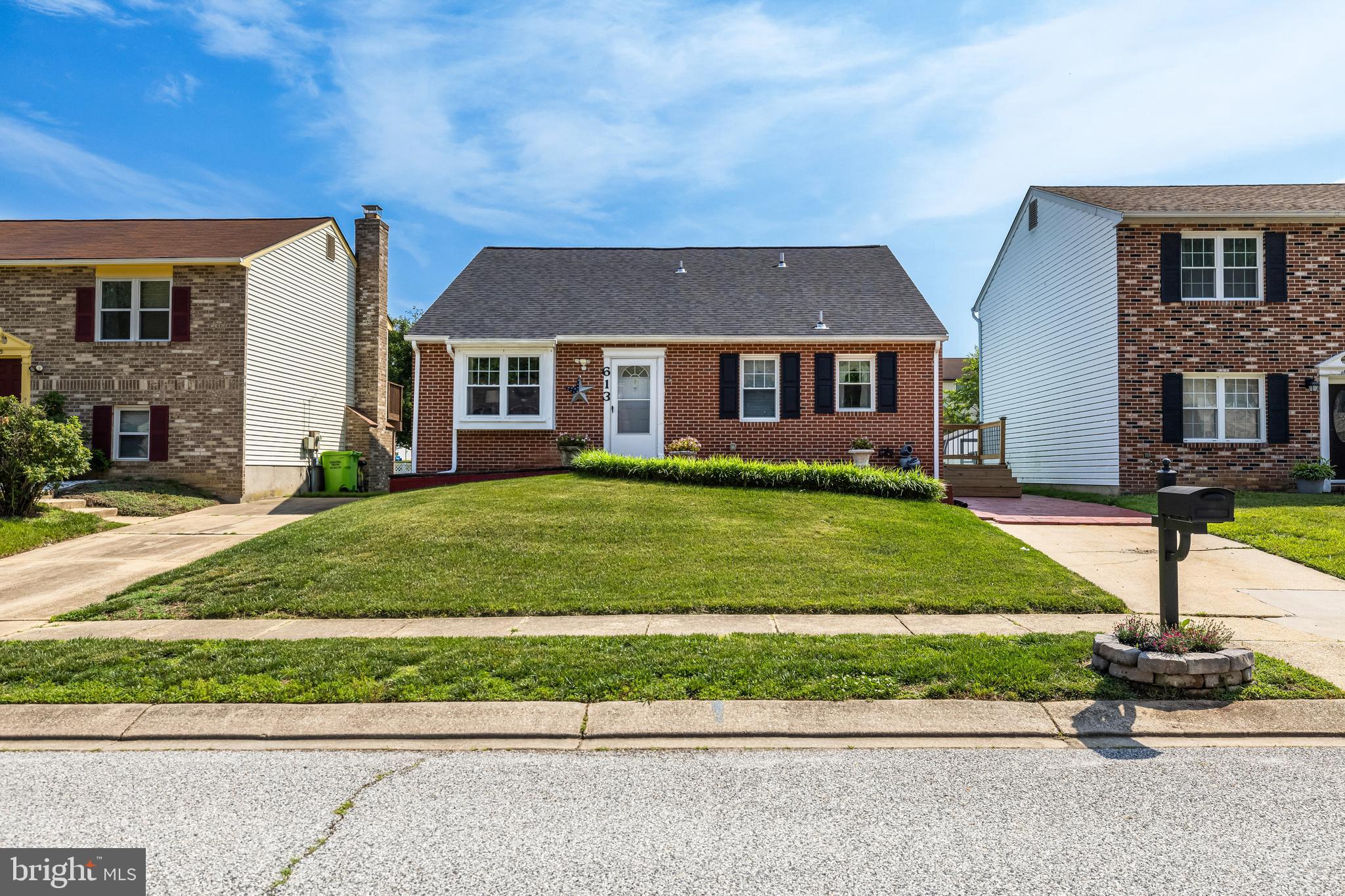 HARBOUR OAKS - Residential