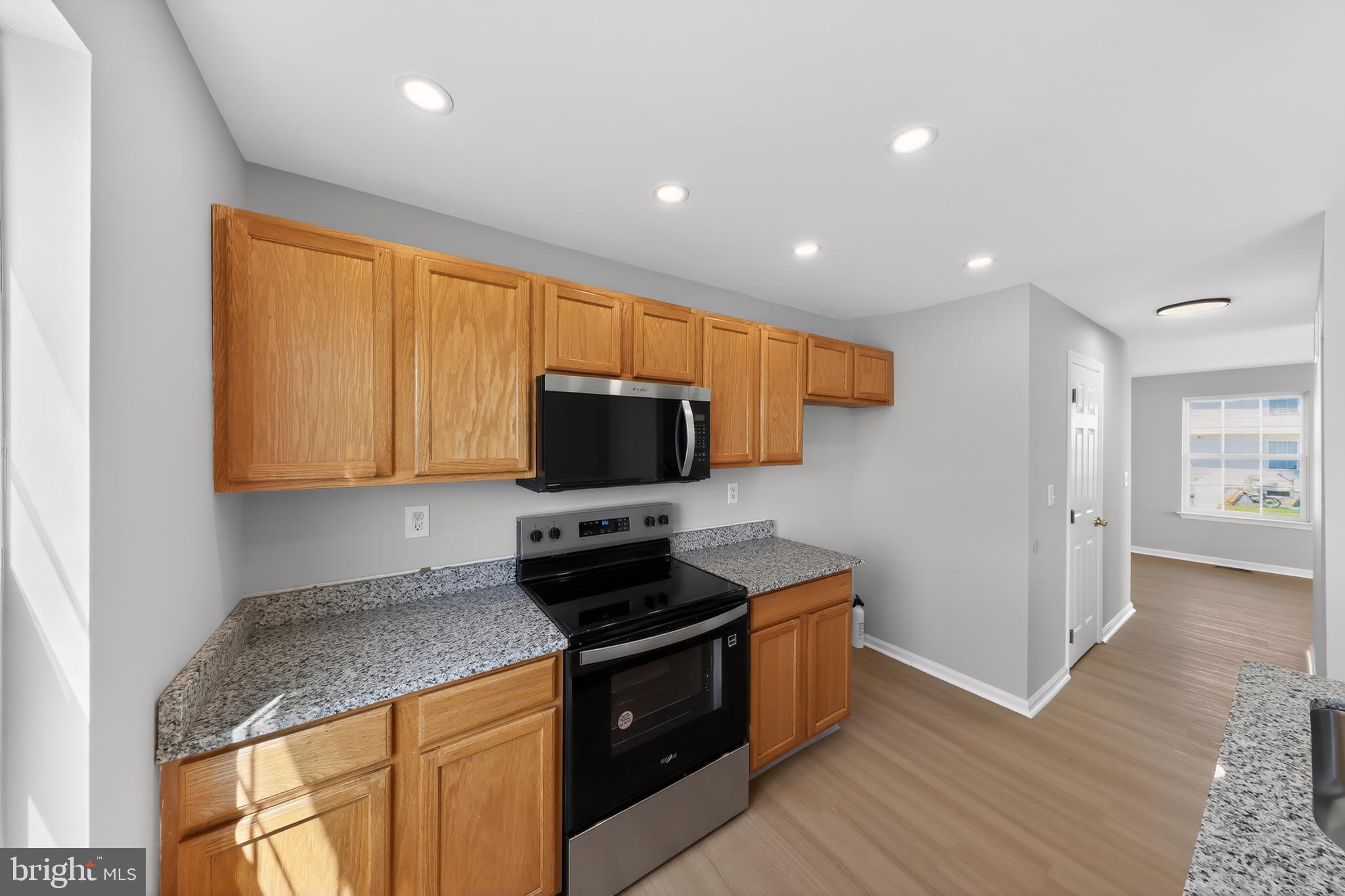WOODLAND MANOR - Residential