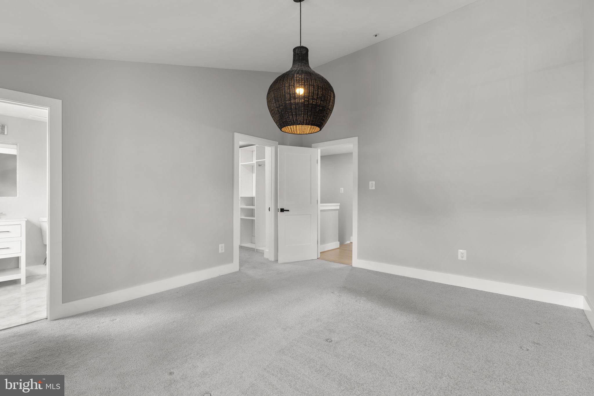 CHURCHILL TOWN SECTOR - Residential
