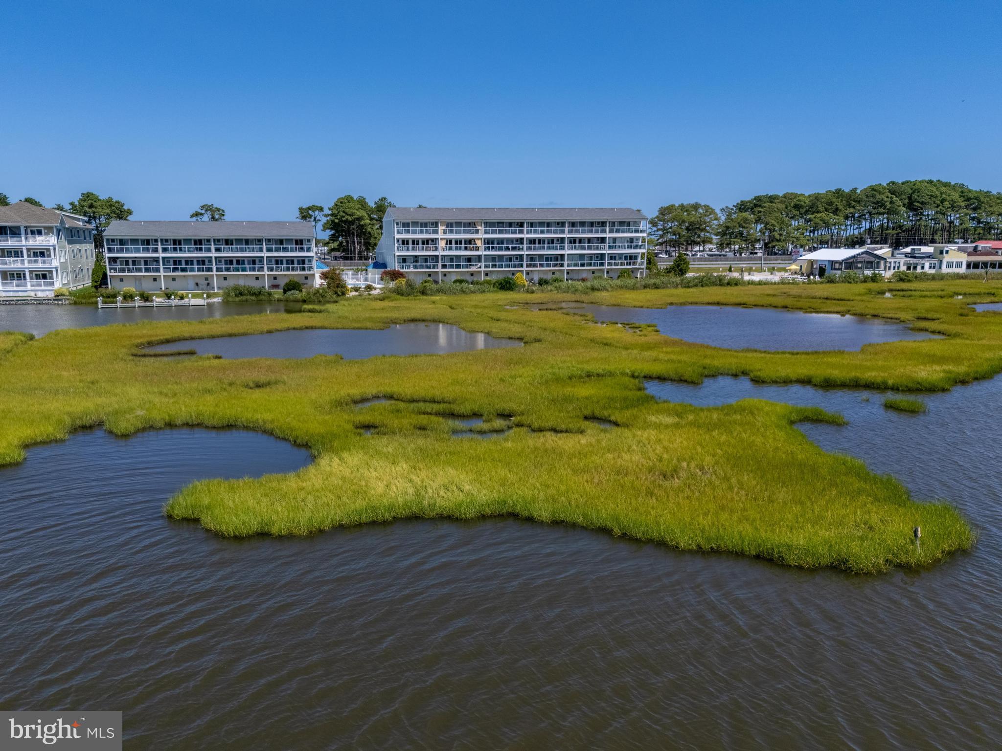 MALLARD COVE ON THE BAY - Residential