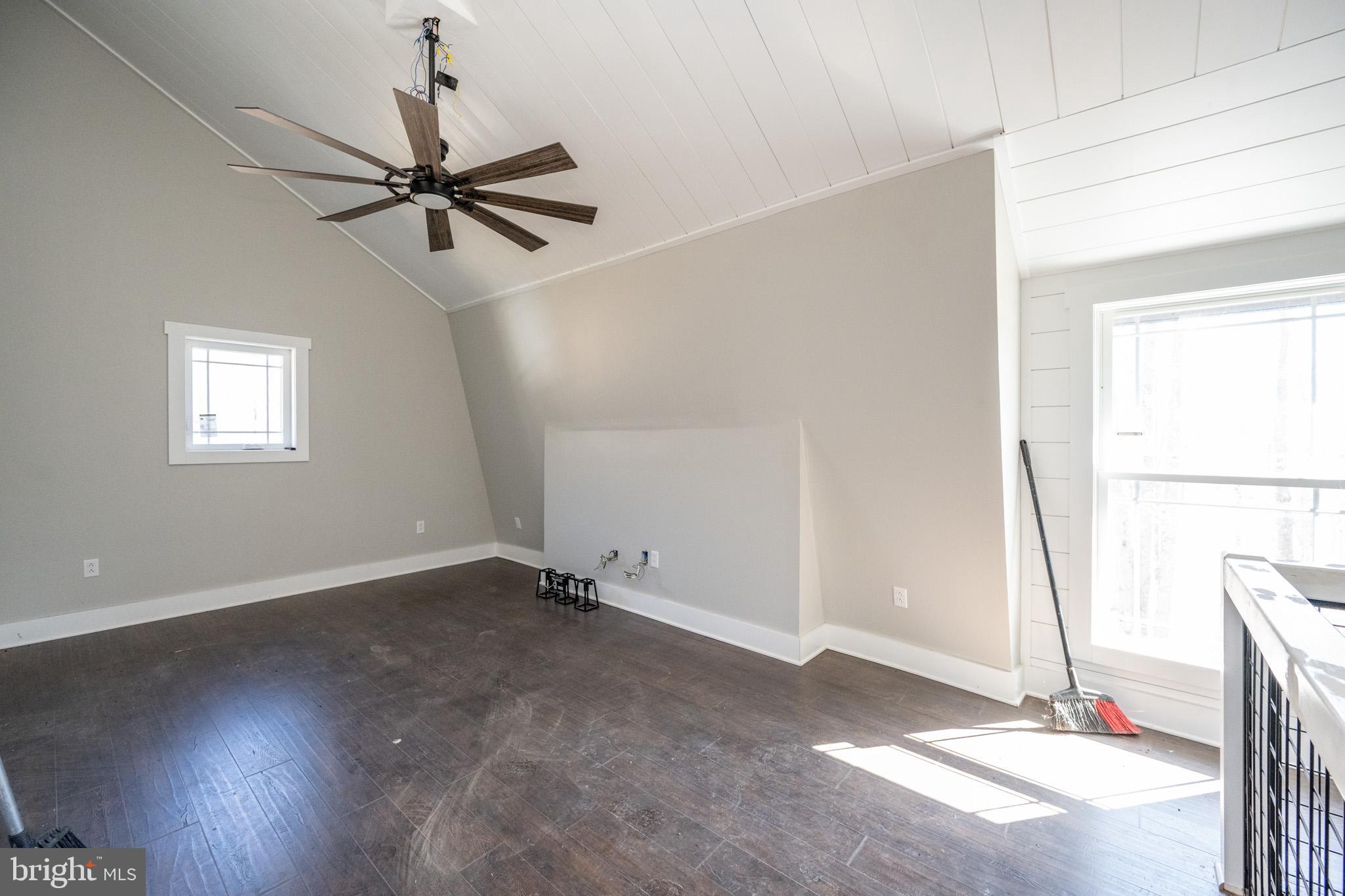 MEADOW MOUNTAIN TRAILS - Residential