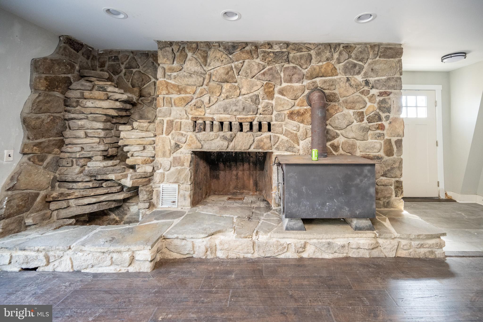 MEADOW MOUNTAIN TRAILS - Residential