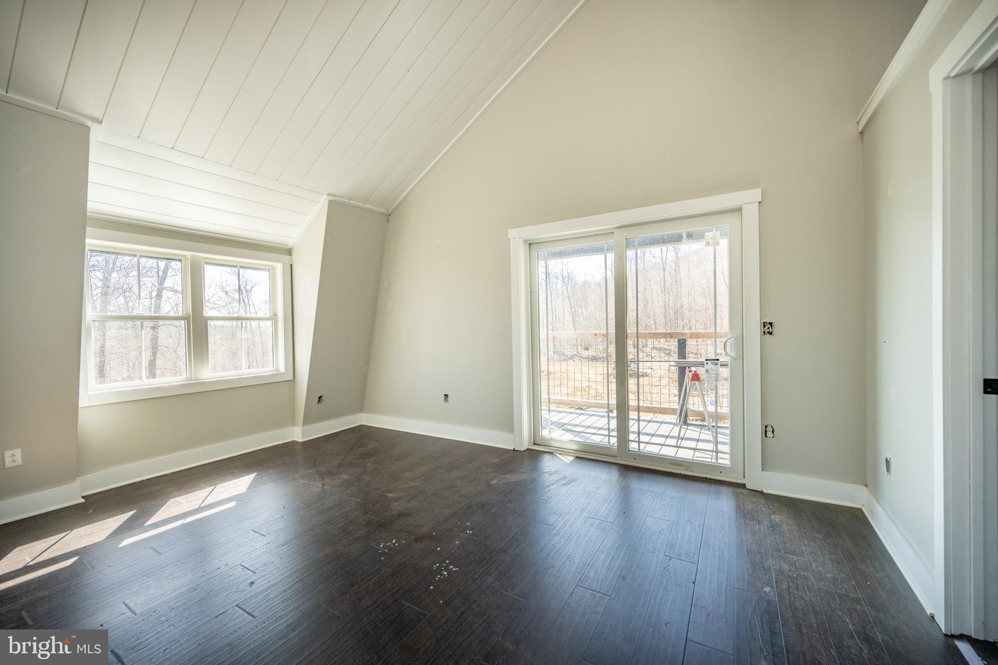 MEADOW MOUNTAIN TRAILS - Residential