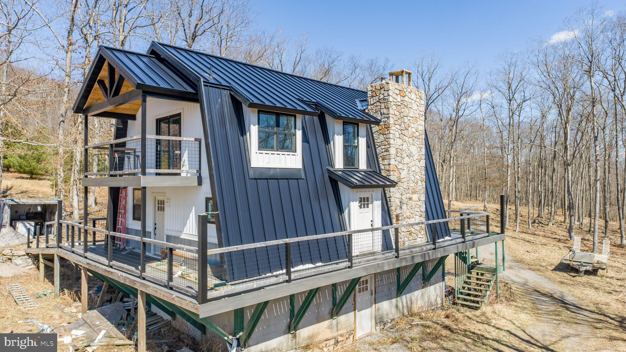 MEADOW MOUNTAIN TRAILS - Residential