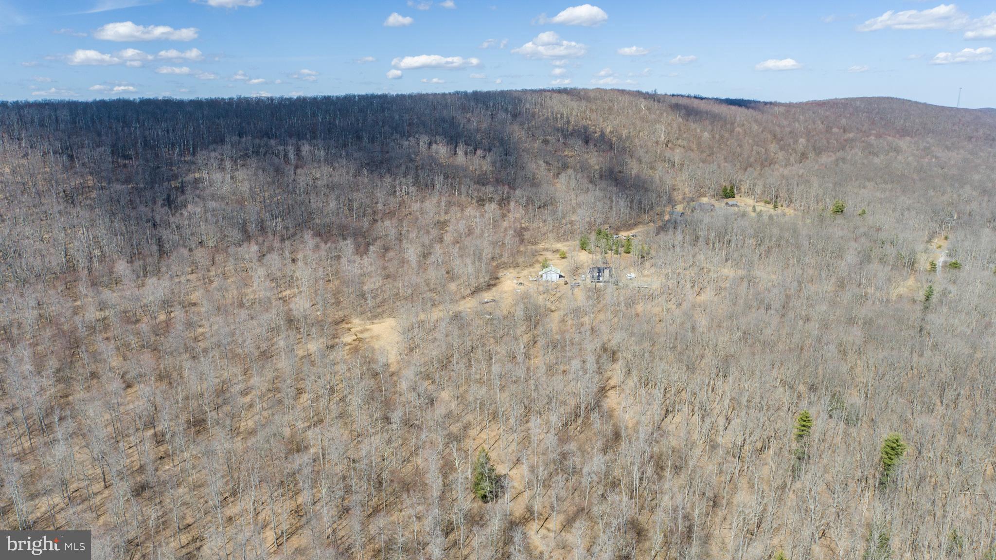 MEADOW MOUNTAIN TRAILS - Residential