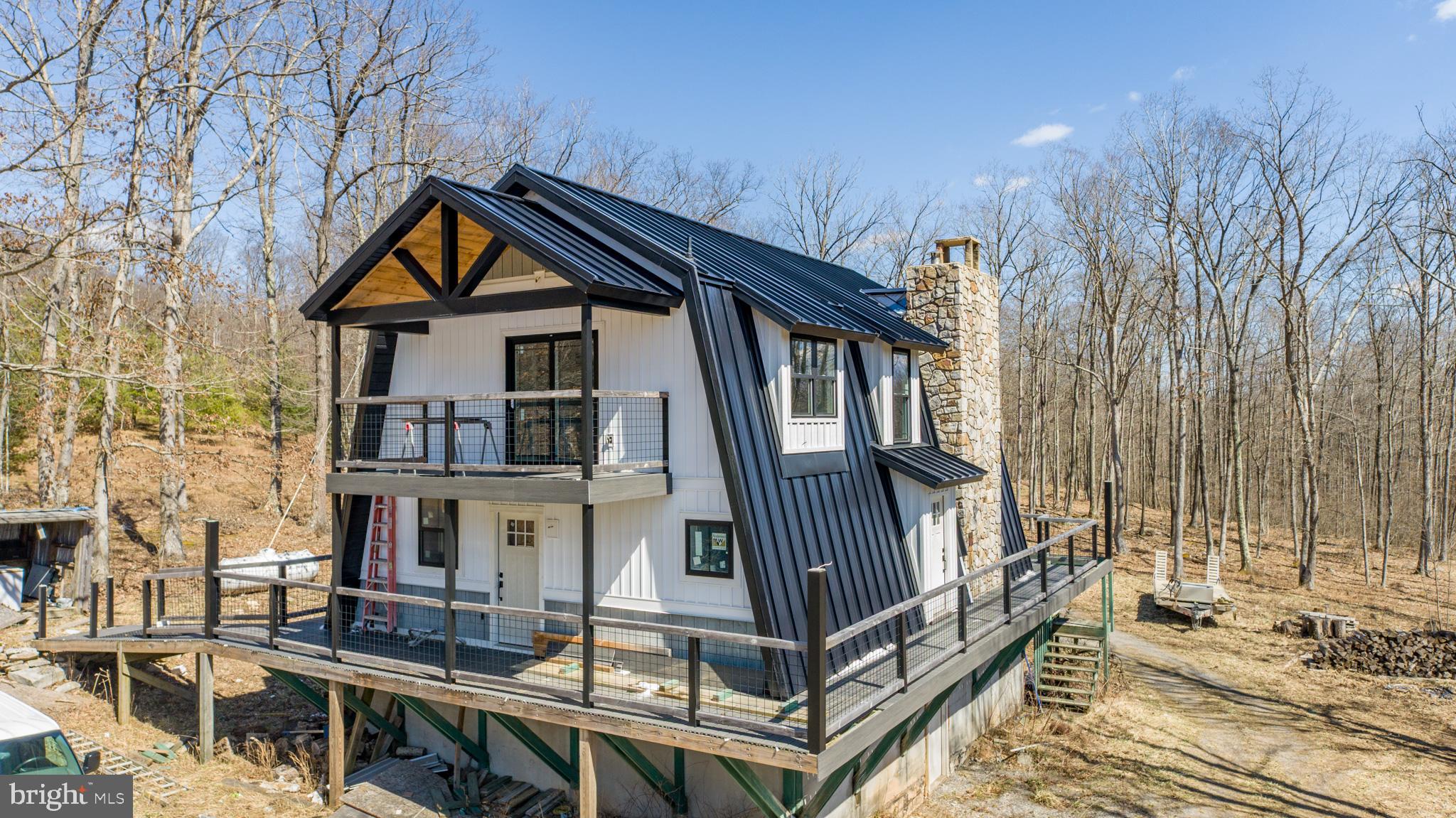 MEADOW MOUNTAIN TRAILS - Residential