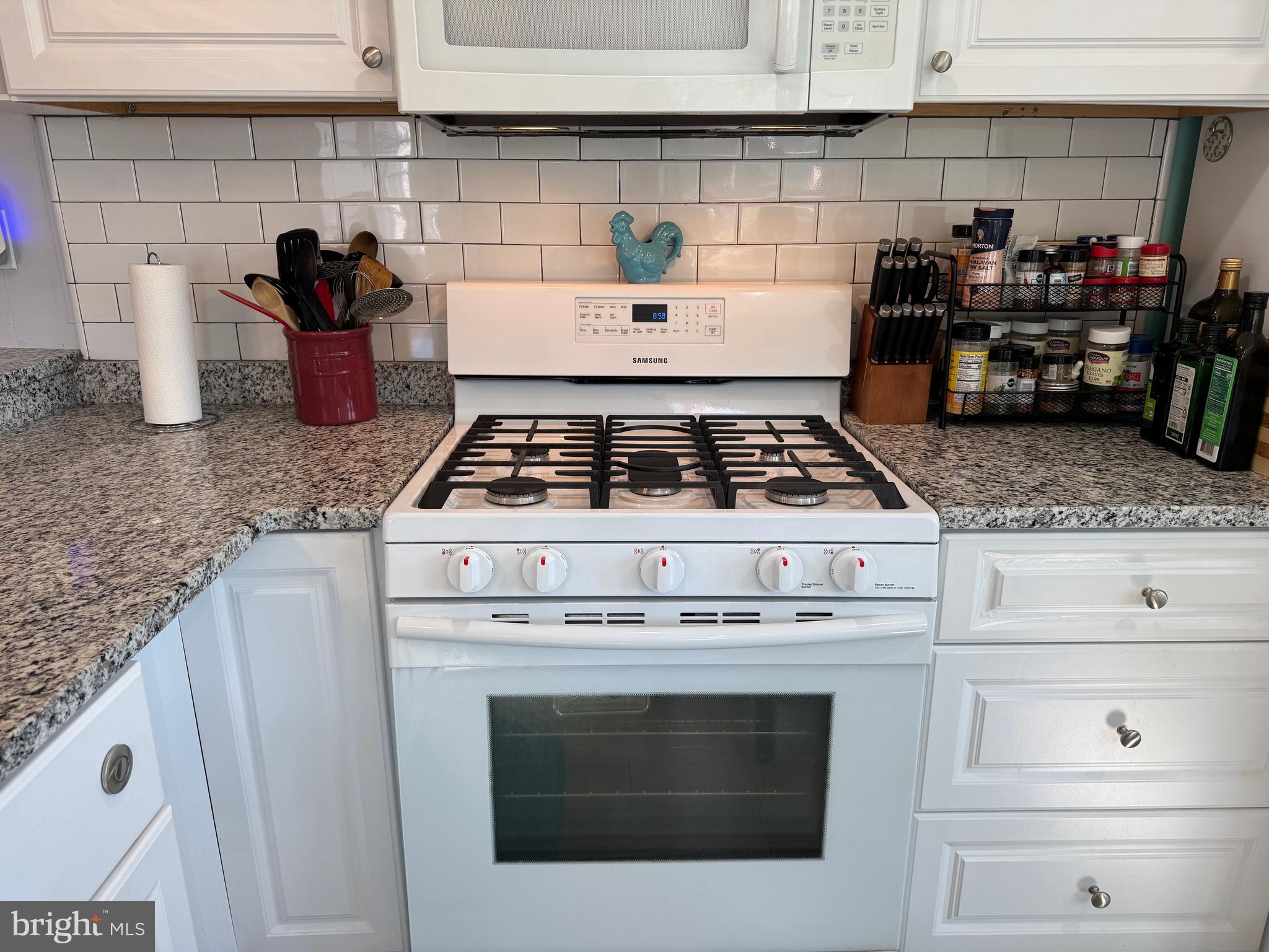 COLONIAL EAST MHP - Residential