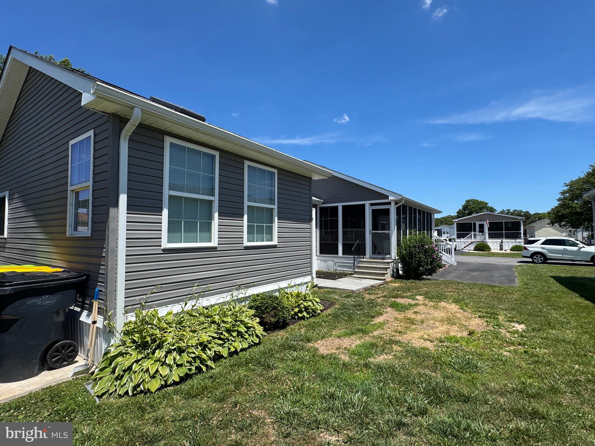 COLONIAL EAST MHP - Residential