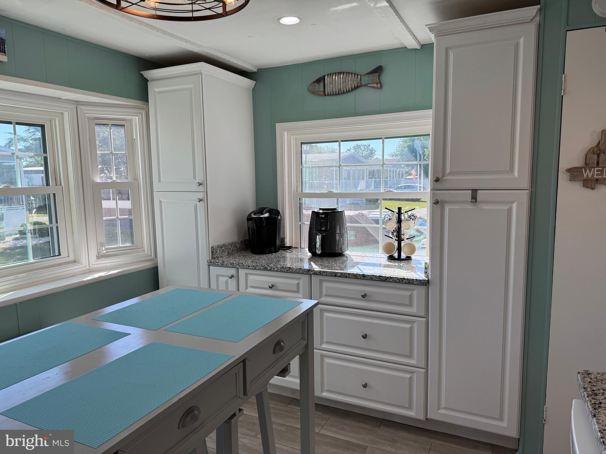 COLONIAL EAST MHP - Residential
