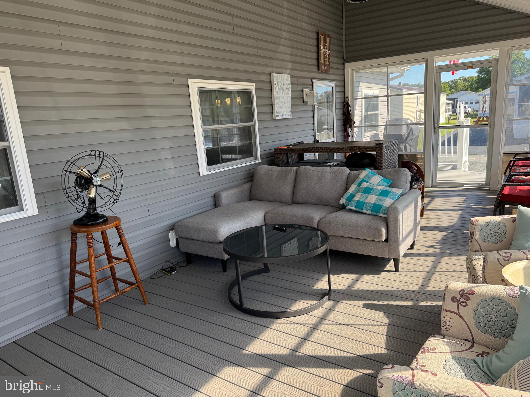 COLONIAL EAST MHP - Residential