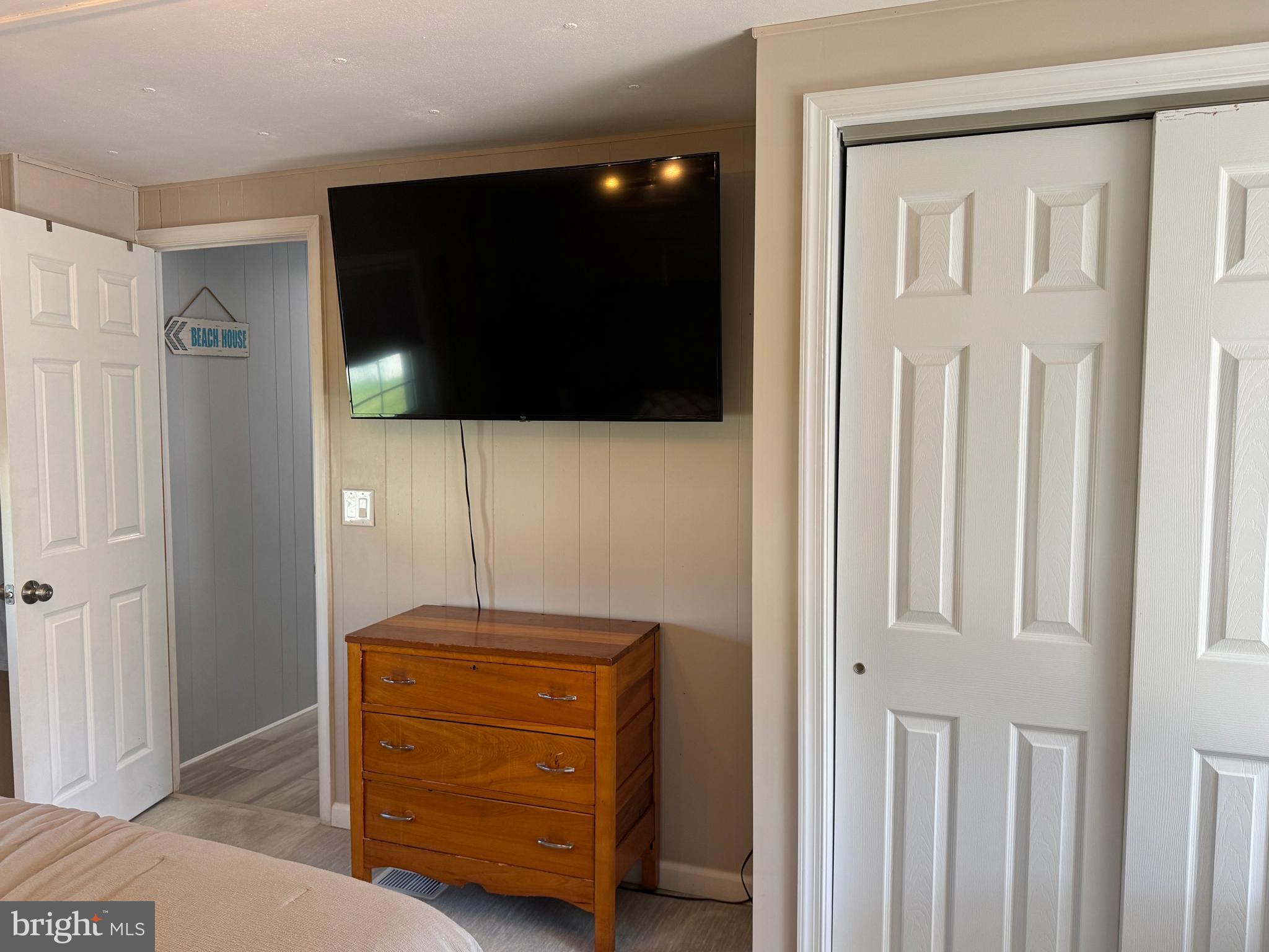 COLONIAL EAST MHP - Residential