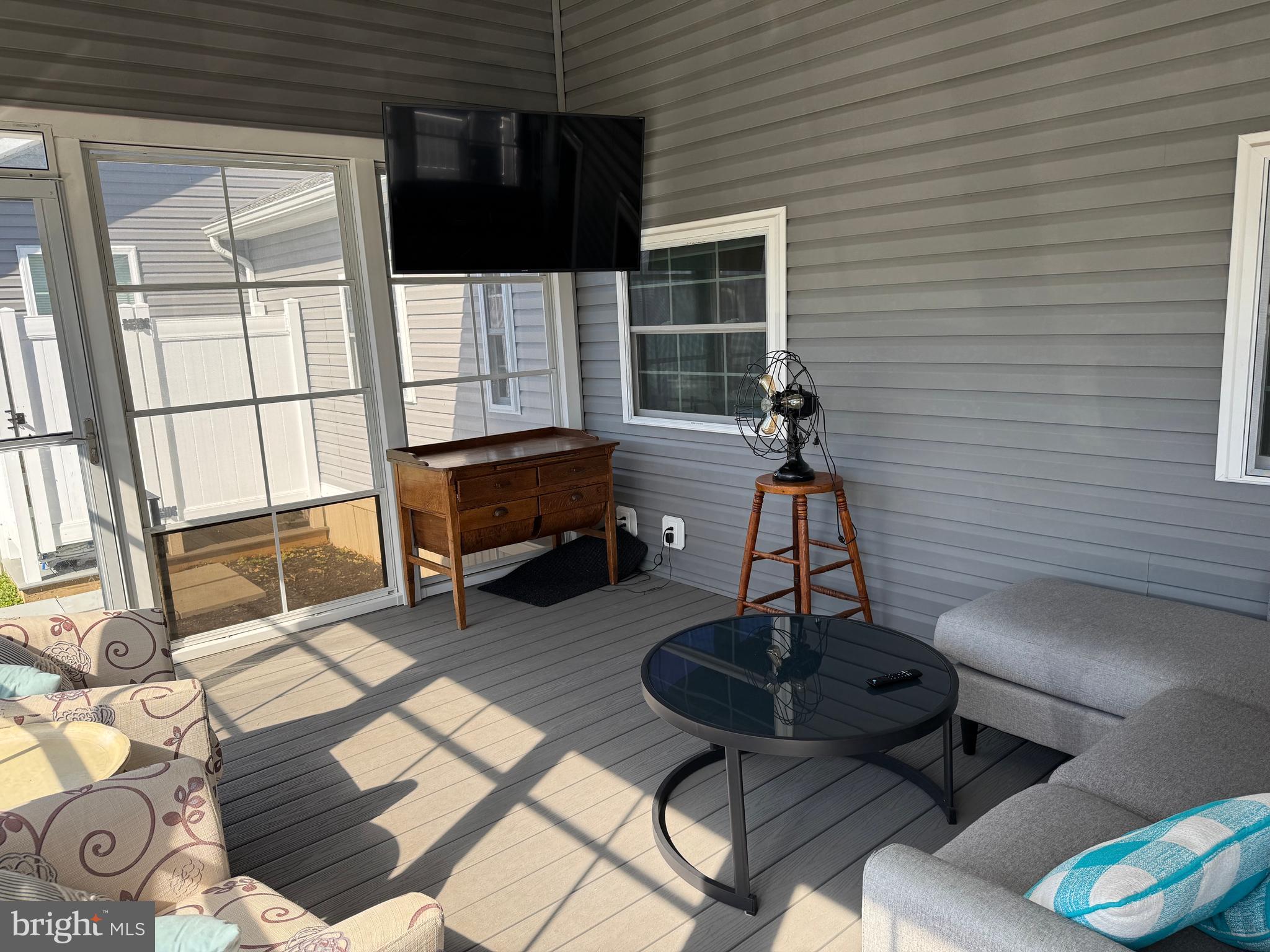 COLONIAL EAST MHP - Residential
