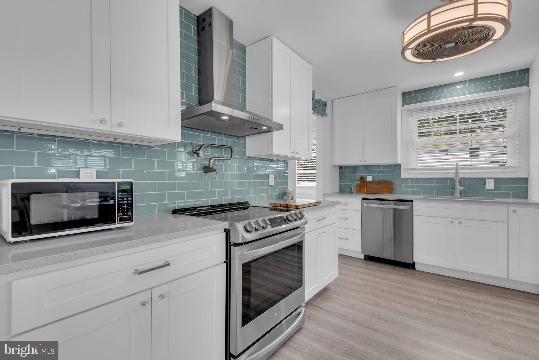 CARROLLTON MANOR - Residential