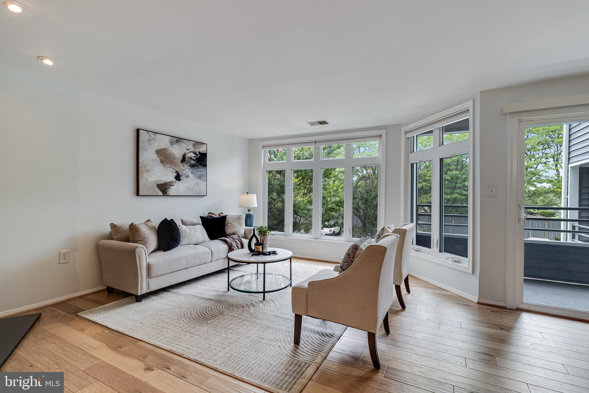 LAKE HERON CONDO - Residential