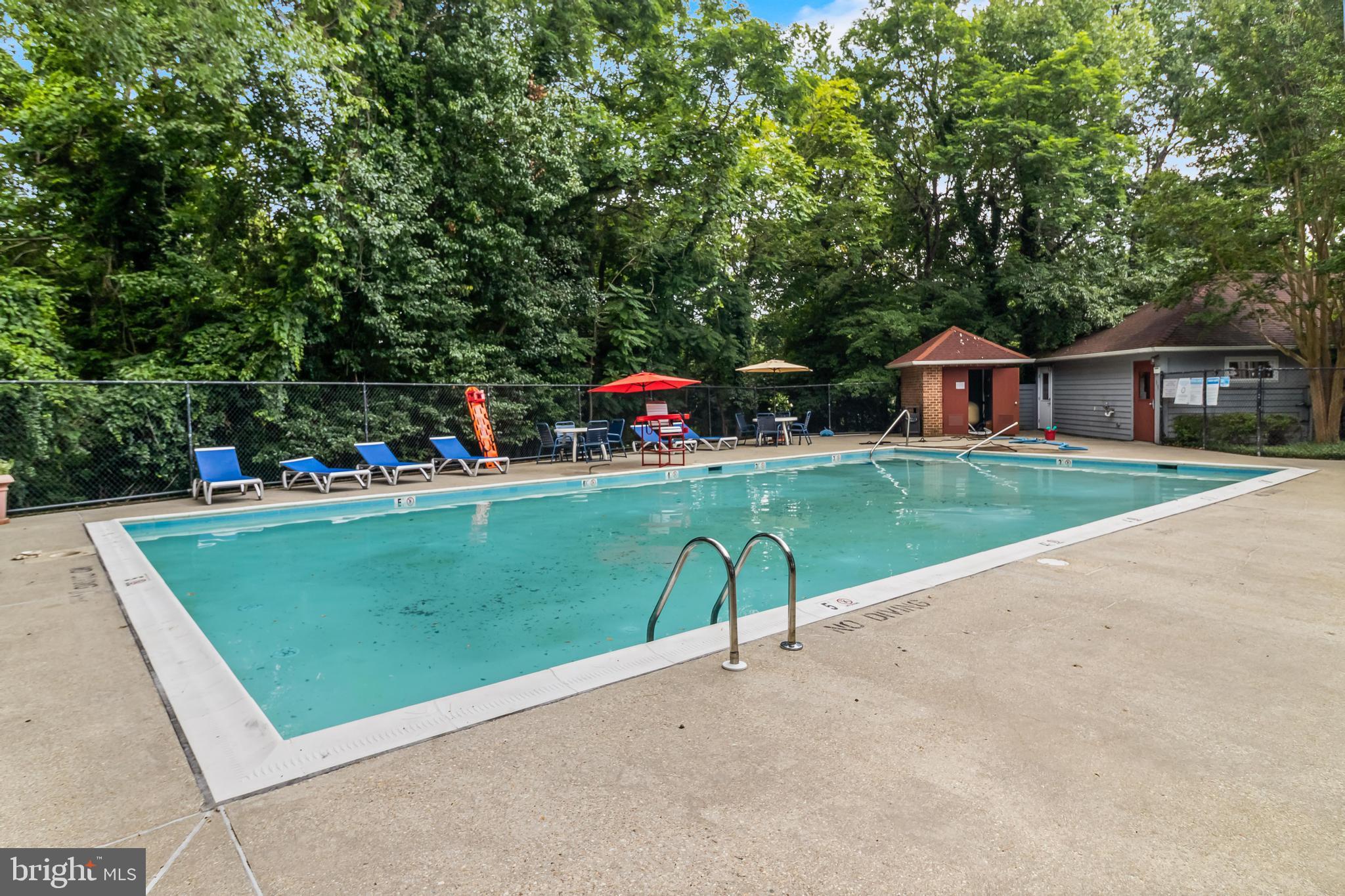LAKE HERON CONDO - Residential
