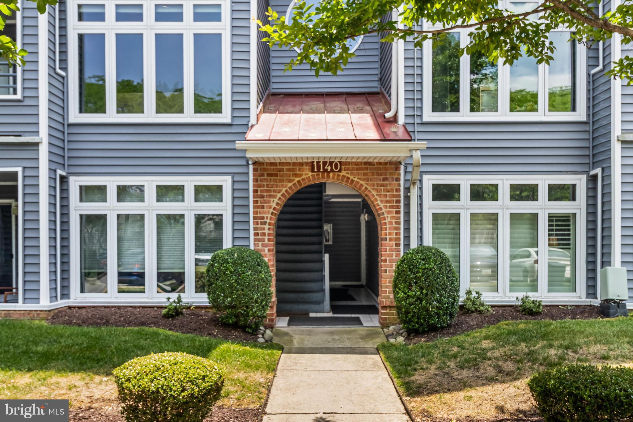 LAKE HERON CONDO - Residential
